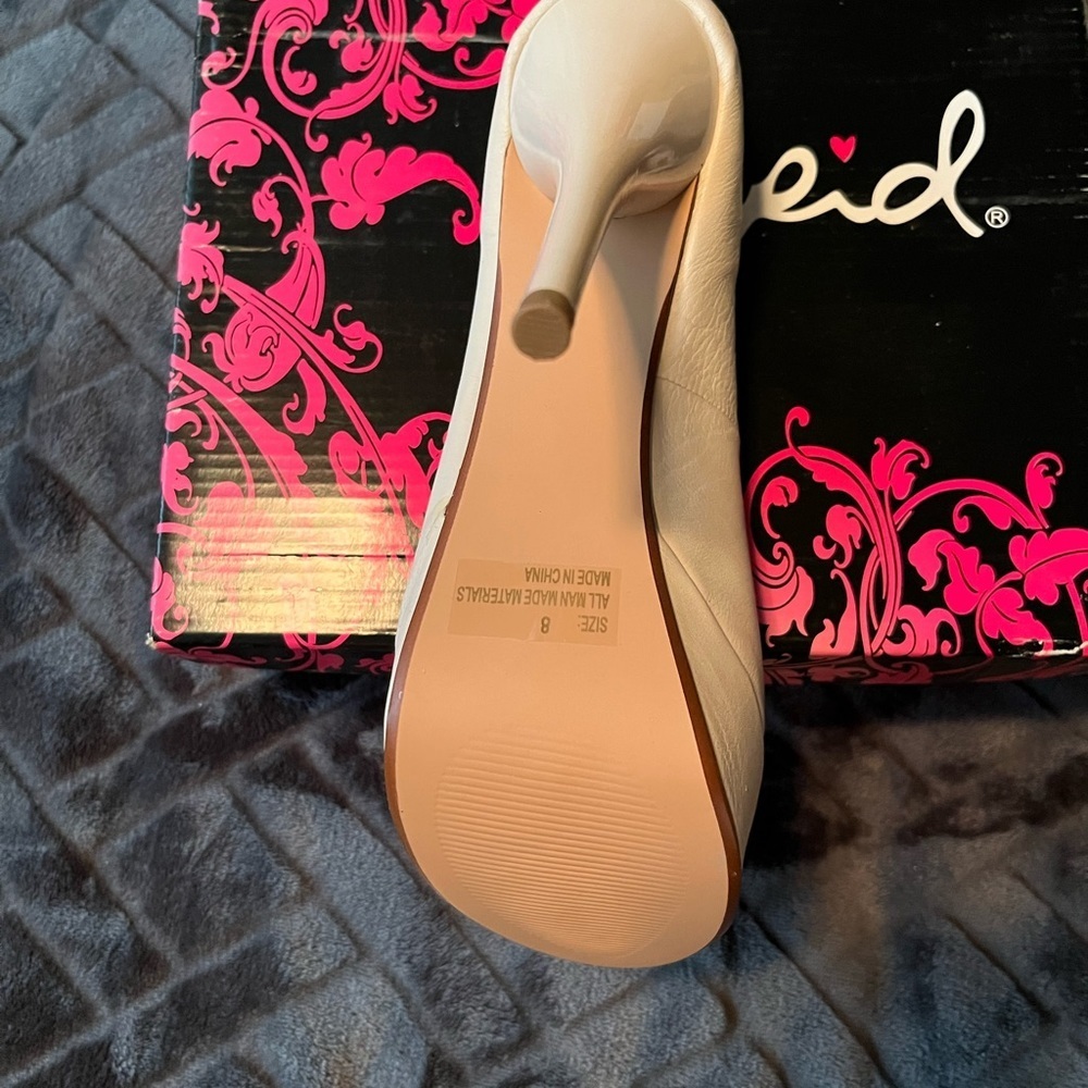 Qupid Heels - Picture 4 of 4